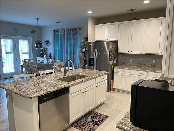 3rd image of 5616 Las Lomas Ln