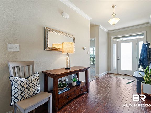 4th image of 9595 Cobham Park Dr