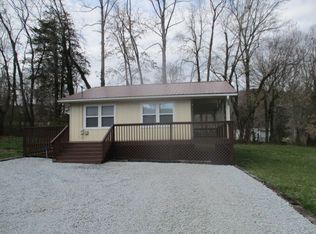 425 Cullasaja Cir, Franklin, NC 28734