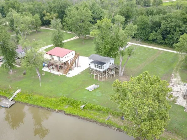 18111 Coon Creek Spur, Fieldon, IL 62031