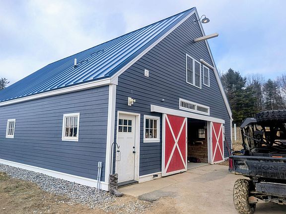 4th image of 40 Dunbarton Center Road