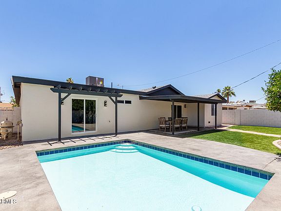 2nd image of 7918 E PALM Lane