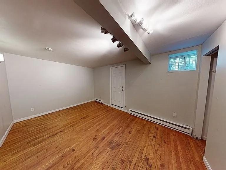 2 Moreland St #1 — Photo 17