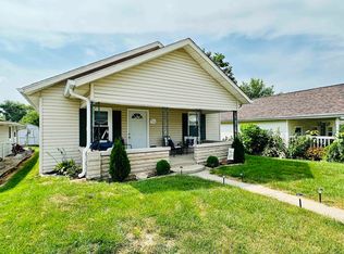 521 V St, Bedford, IN 47421
