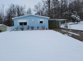 32 Shady Ln, Springfield, OH 45504