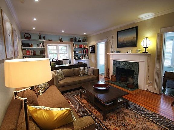 3rd image of 165 13th Ave NE