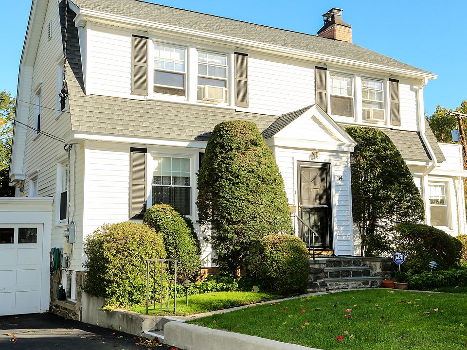 1st image of 34 Oak Ave