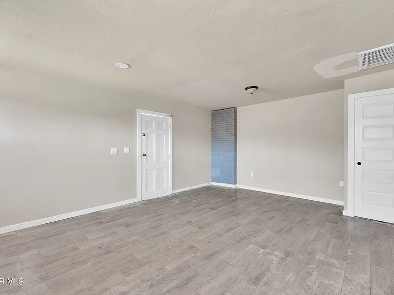 8827 Mount Elbert Dr #3-1 — Photo 3