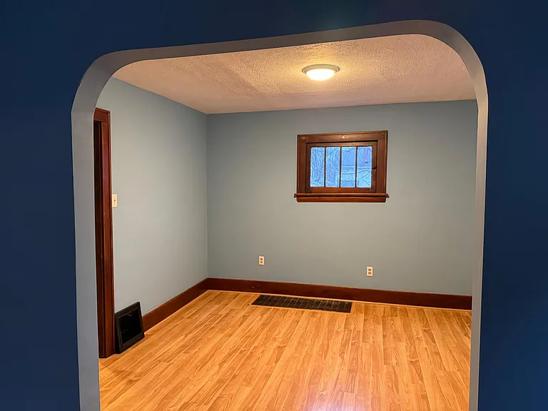 1130 Herberich Ave — Photo 5