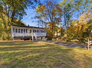 39 Brookwood Dr, Byram Twp., NJ 07874
