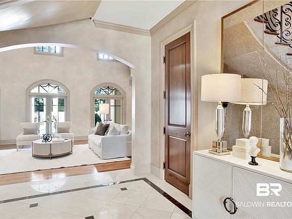 4th image of 4 Chancery Ct
