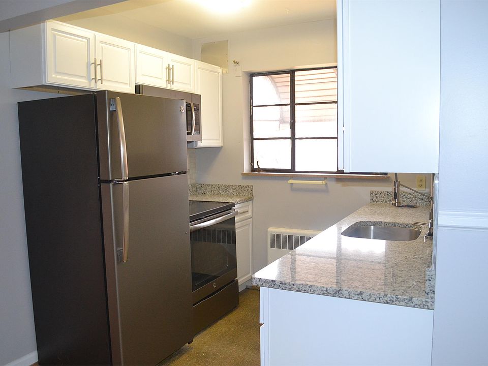 1st image of 3522 Pembroke Ave APT 3