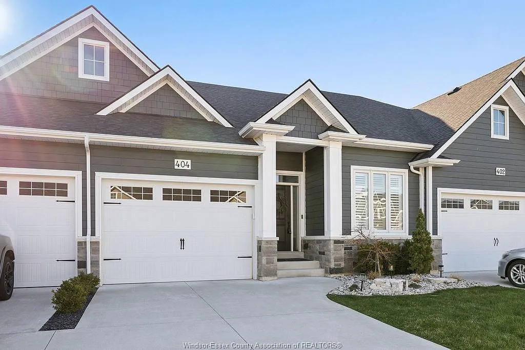 404 Matese St photo 1