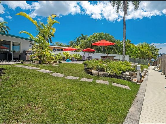 3rd image of 2690 Marathon Ln