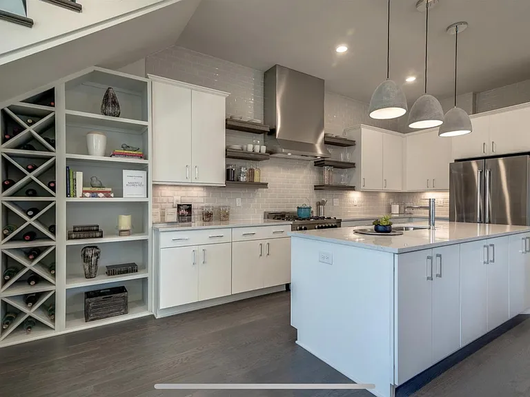 1011B Southside Ave — Photo 4