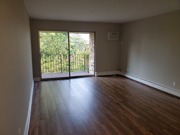 3rd image of 680 Hill Dr #5-313