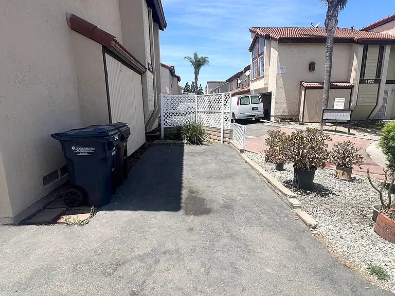 4842 King Cir #B — Photo 22