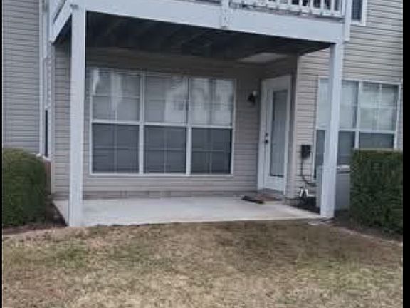 4th image of 632 Spirit Ct