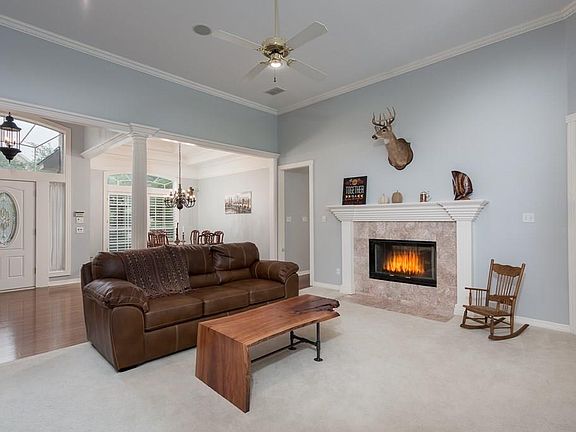 3rd image of 5610 Hunterwood Ln