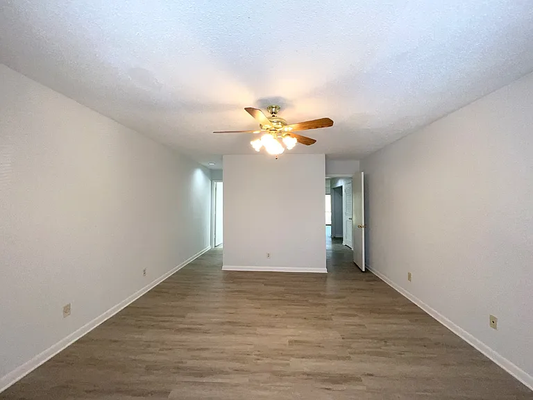 2248 Runnymeade Rdg — Photo 9