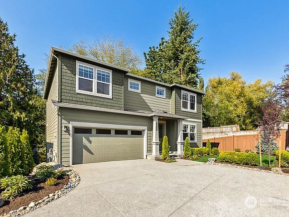 2nd image of 7428 NE 203rd Street #5