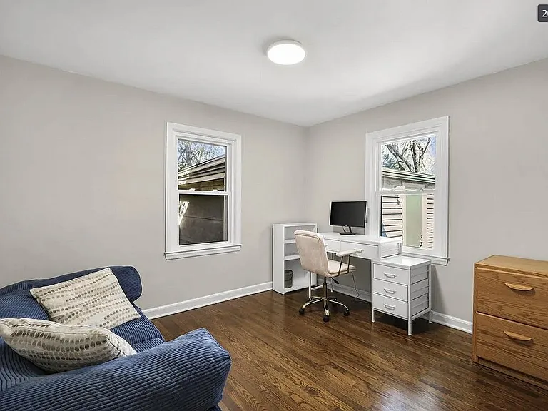 326 S Midvale Blvd — Photo 17