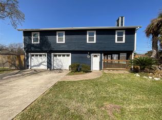 502 Oakdale St, La Porte, TX 77571