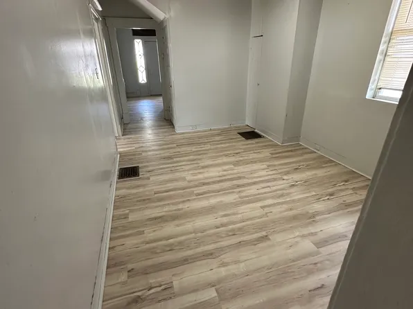 2126 Date St, Louisville, KY 40210