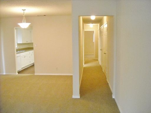 3rd image of 413/415 Lake Creek Cir