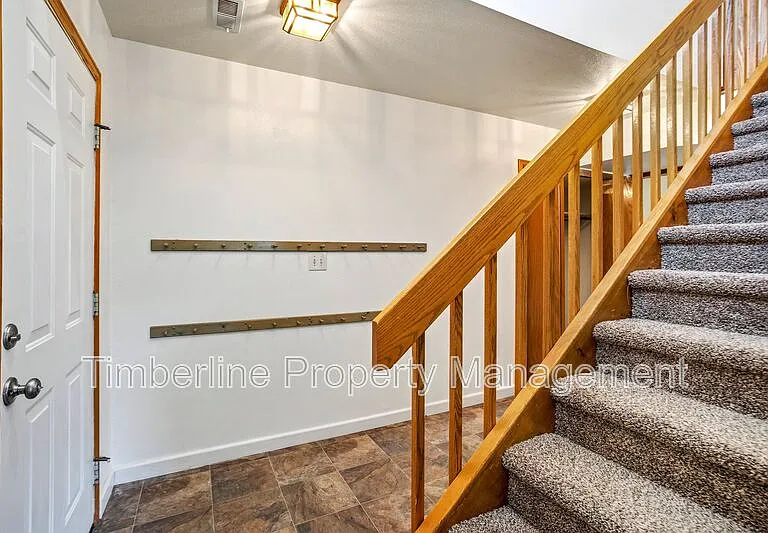 17960 Bakers Farm Rd — Photo 23