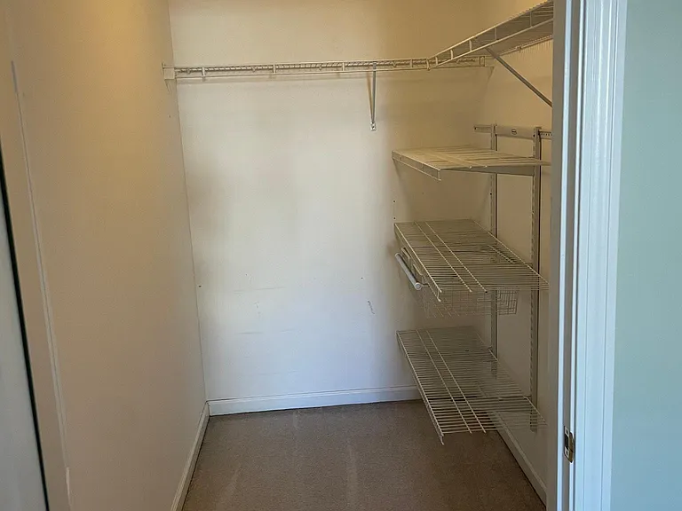 61 Pearl St #13 — Photo 10