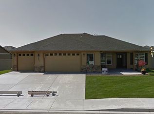 4604 Meadow View Dr, Pasco, WA 99301