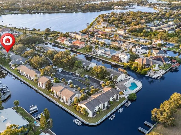 332 Moorings Cove Dr Unit 2E, Tarpon Springs, FL 34689