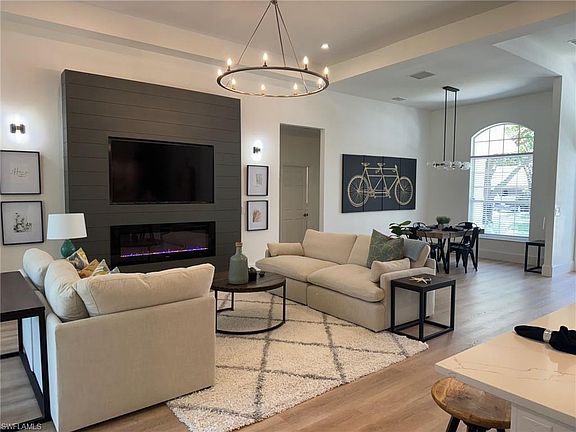 4th image of 14900 Indigo Lakes DR