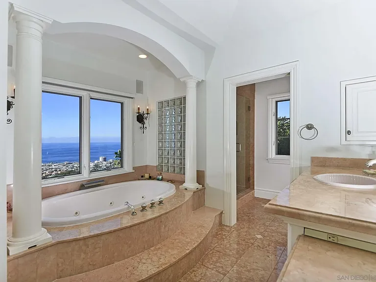 7304 Encelia Dr — Photo 24