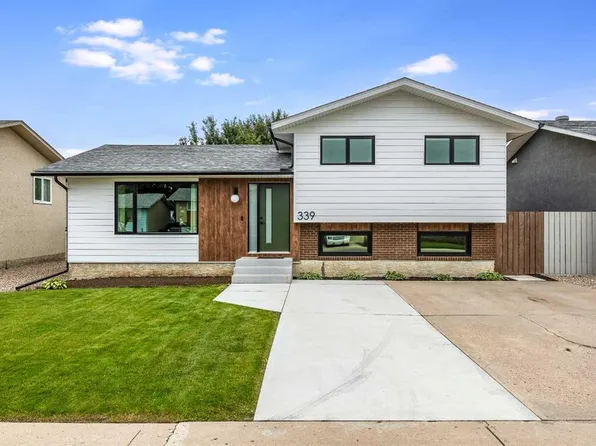 339 N 19th St NE, Medicine Hat, AB T1C 1B2