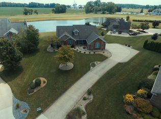 3127 E Prestwick Rd, Winona Lake, IN 46590