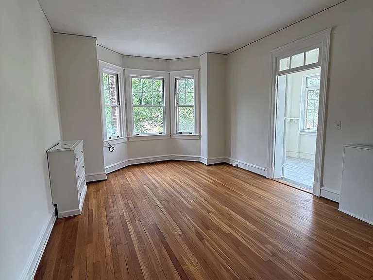 700 Prince Edward St #1 — Photo 4