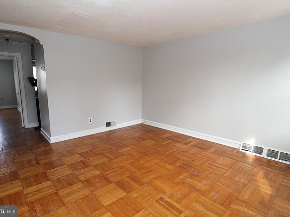 5th image of 3331 Indian Queen Ln