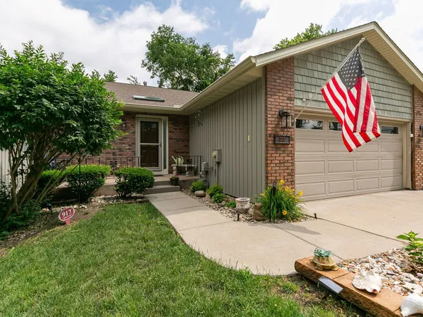 917 23rd Ave #5, East Moline, IL 61244
