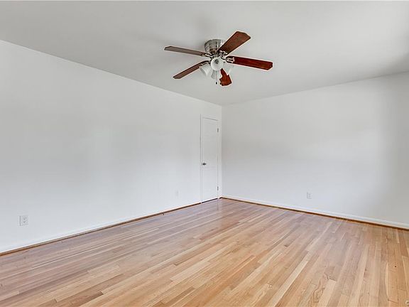 3rd image of 1516 Duke Dr
