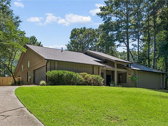 2nd image of 4188 Lake Rill Ct