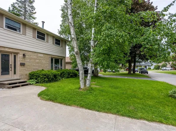206 6th Ave E, Owen Sound, ON N4K 2T3