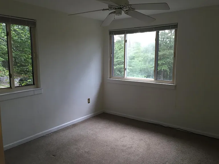 32 Faris Cir — Photo 9