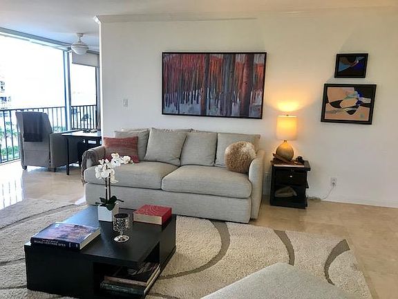 5th image of 1901 Brickell Ave APT 901