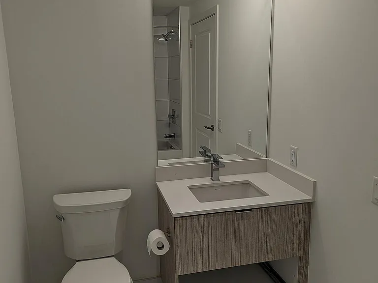 395 Bloor St E #2602 — Photo 34