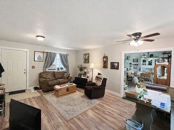 5th image of 556 Dolomite Rd