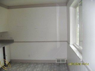 5th image of 83 Canfield Dr