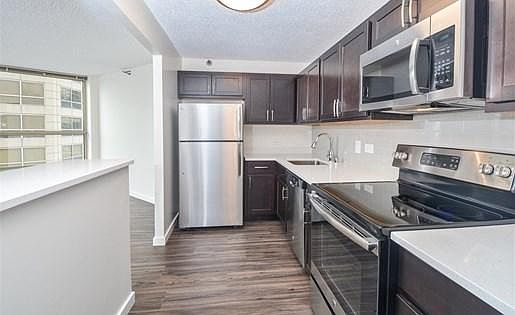 1st image of 525 W Monroe St #1407