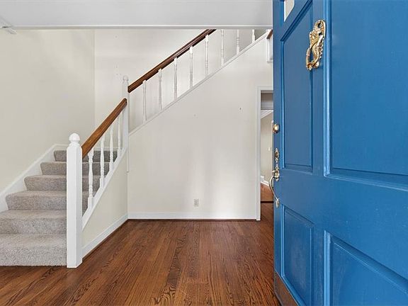 3rd image of 6336 Ensley Ln